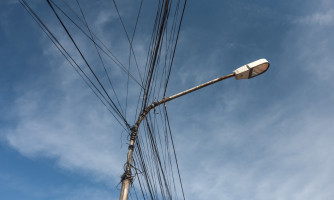 Vereadores solicitam compra de veículo para manutenção em iluminação pública da cidade