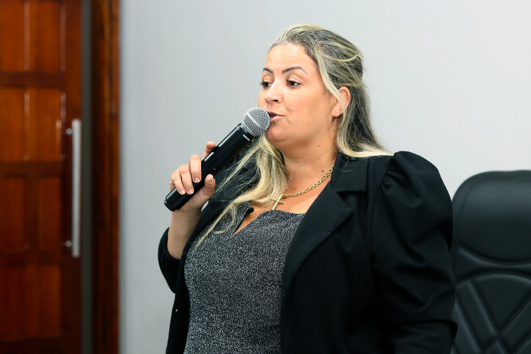 Vereadora Sandra Lopes reivindica melhorias urgentes na estrada de acesso às fazendas Tetéia, Canadá e Aliança em Araputanga