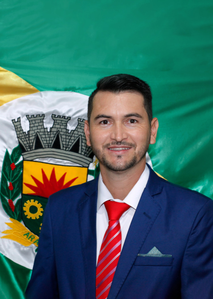 Vereador Silas da Ambulância apresenta indicações para melhorar segurança no trânsito em Araputanga